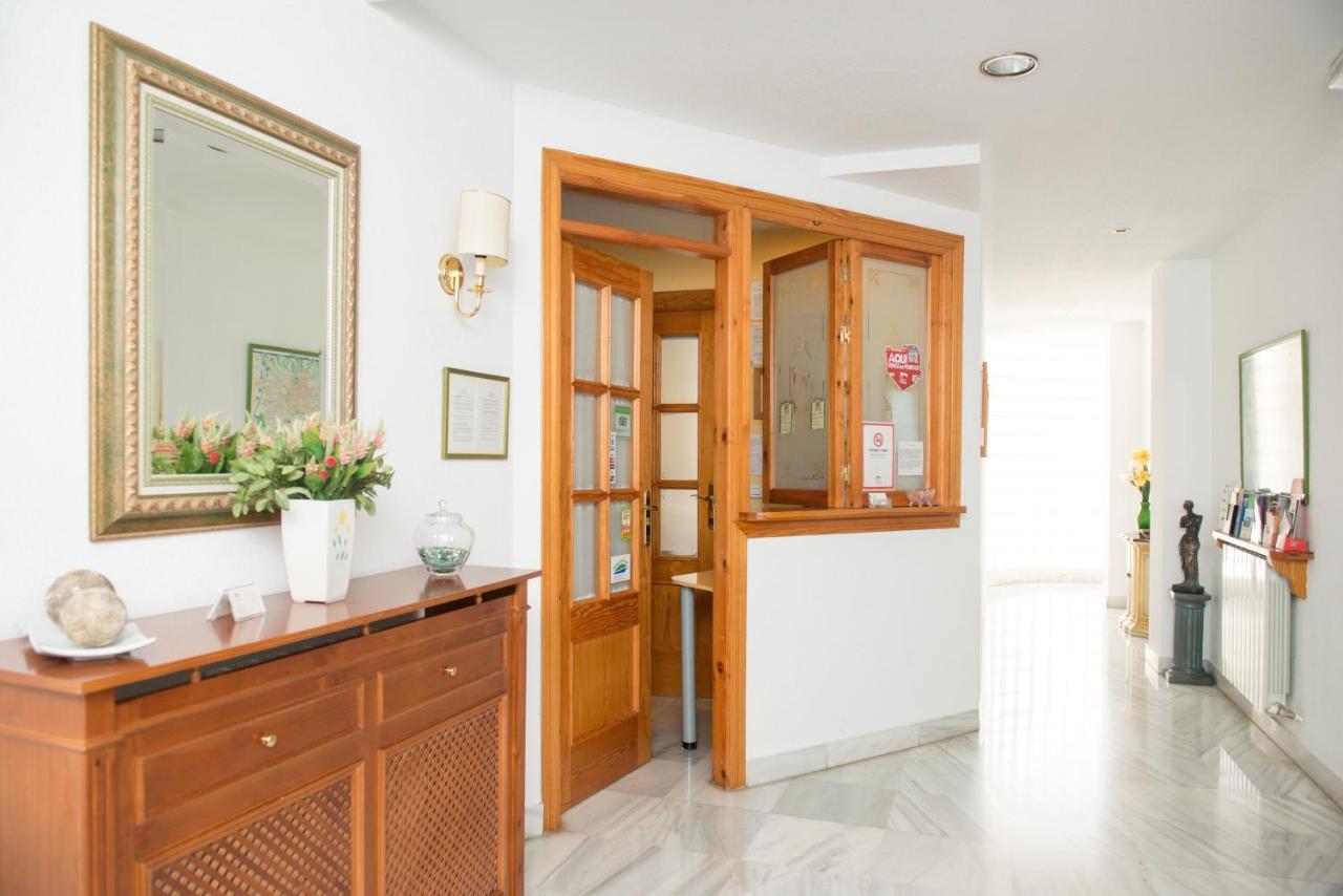 Hostal Camino Real Granada Luaran gambar